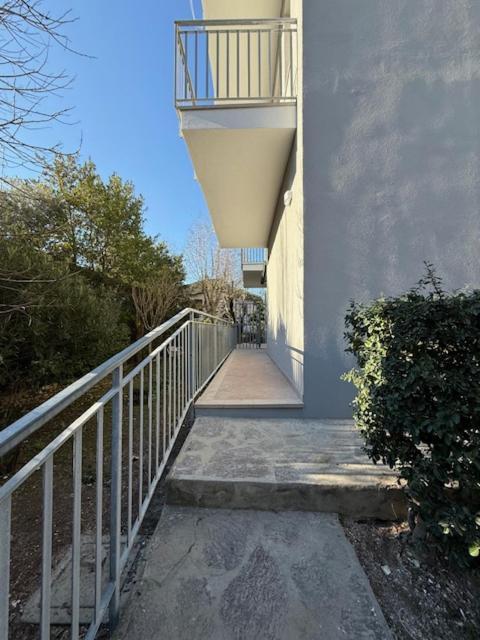 Viola Lido Adriano Villa Buitenkant foto