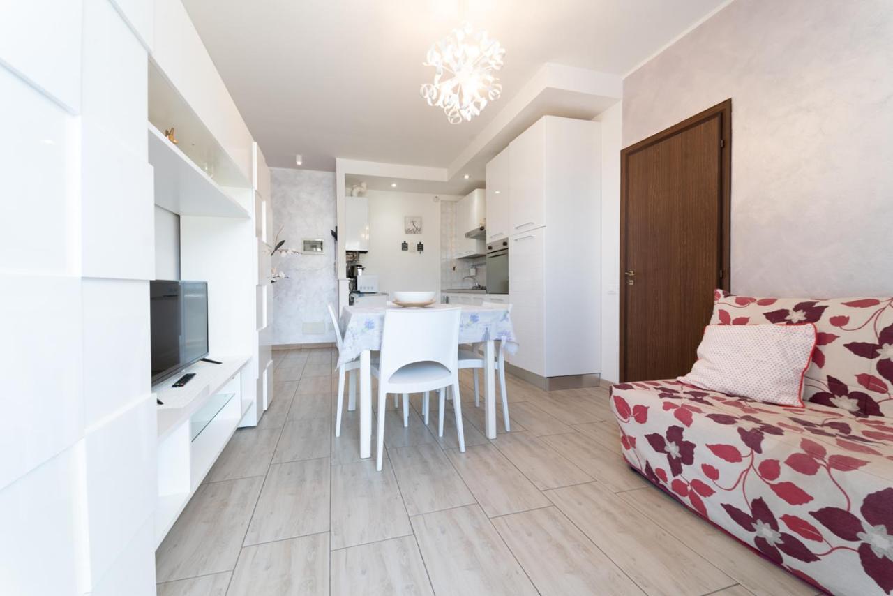 Viola Lido Adriano Villa Buitenkant foto