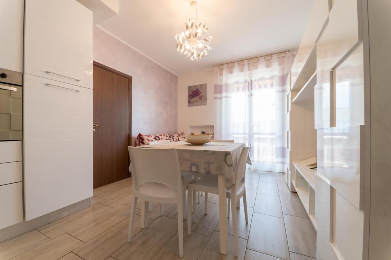 Viola Lido Adriano Villa Buitenkant foto